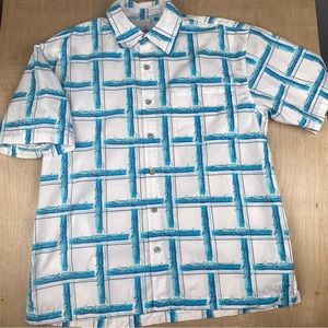 Guy Harvey Blue Water Men’s Medium Button Up Sword, Sail Fish Short Sleeve Shirt